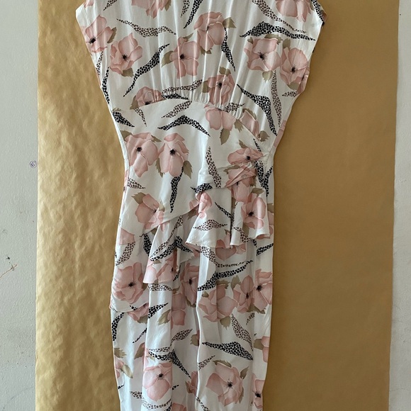 Floral Ruffle Dress - Picture 2 of 3